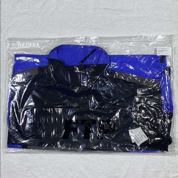 FTP vertical waterproof jacket black 